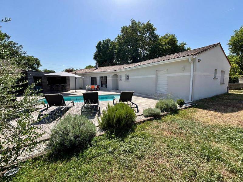 Vente Maison LEOGNAN - 7 pièces -174 m² - (33850)