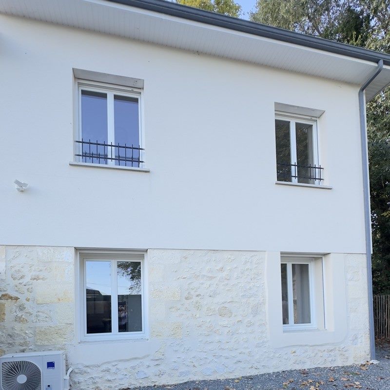 Vente Maison Saint-Médard-d'Eyrans - 5 pièces -126 m² - (33650)