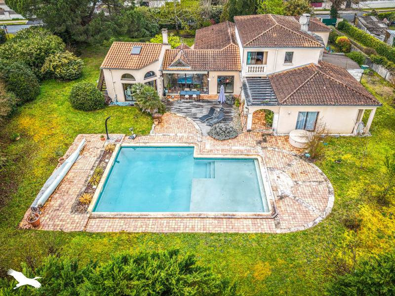 Vente Maison GRADIGNAN - 9 pièces -303 m² - (33170)