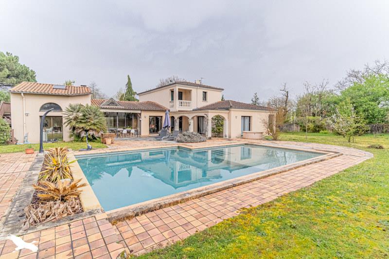 Vente Maison GRADIGNAN - 9 pièces -303 m² - (33170)