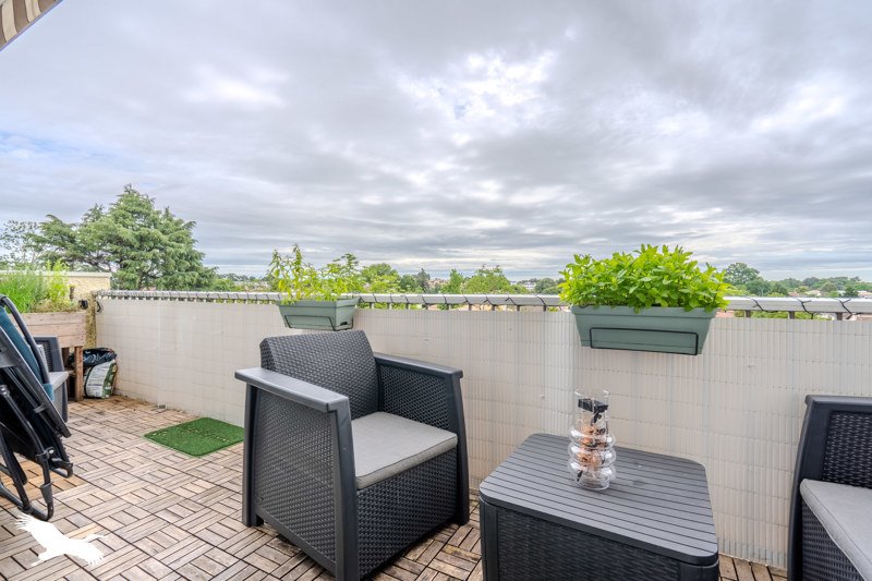 Vente Appartement GRADIGNAN - 5 pièces -96 m² - (33170)