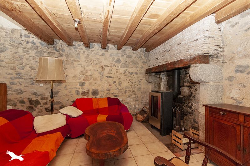 Vente Maison BUSSEROLLES - 4 pièces -205 m² - (24360)