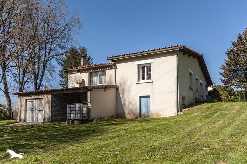 Vente Maison NONTRON - 8 pièces -187 m² - (24300)
