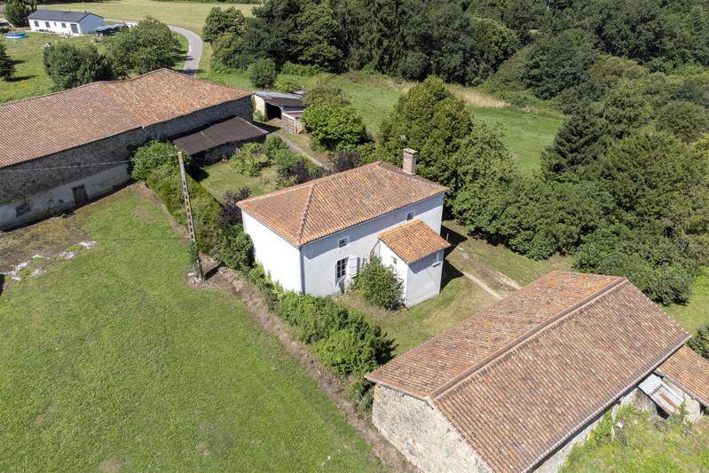 Vente Maison BUSSEROLLES - 3 pièces -75 m² - (24360)