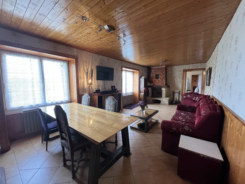 Vente Maison LUSSAS ET NONTRONNEAU - 3 pièces -76 m² - (24300)
