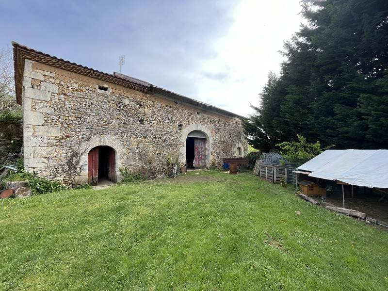 Vente Maison LUSSAS ET NONTRONNEAU - 3 pièces -76 m² - (24300)