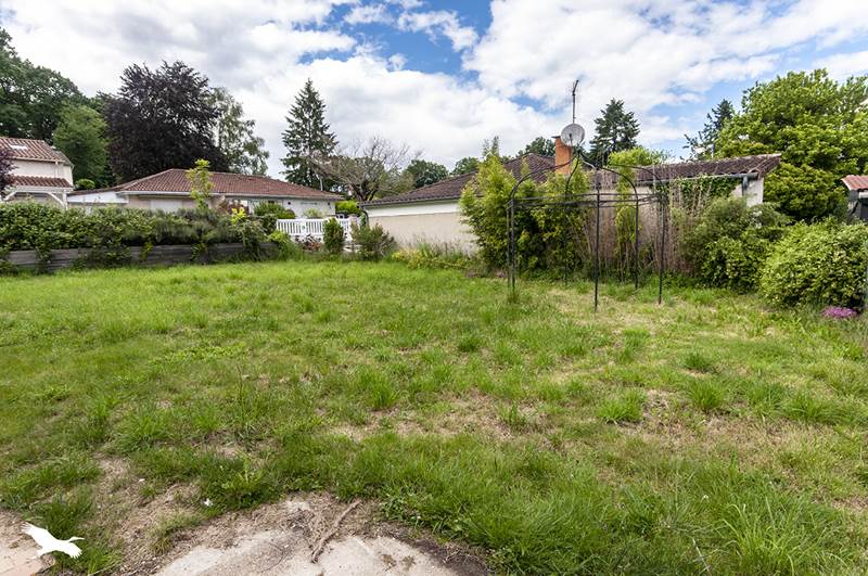 Vente Maison NONTRON - 4 pièces -75 m² - (24300)