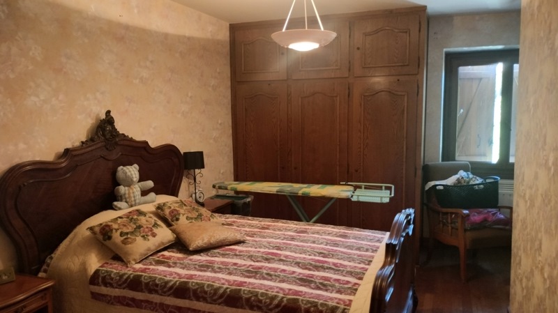 Vente Maison ST SAUD LACOUSSIERE - 7 pièces -126 m² - (24470)