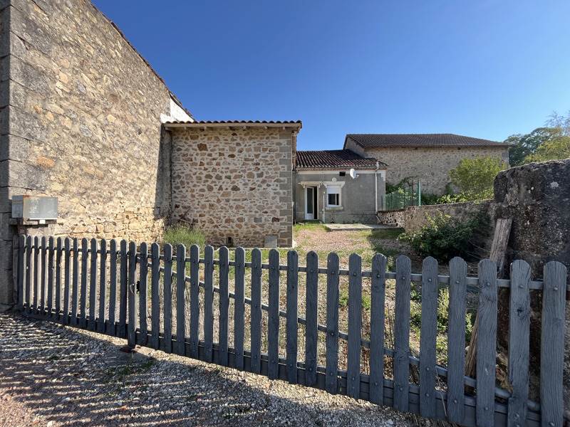 Vente Maison ST ESTEPHE - 3 pièces -70 m² - (24360)