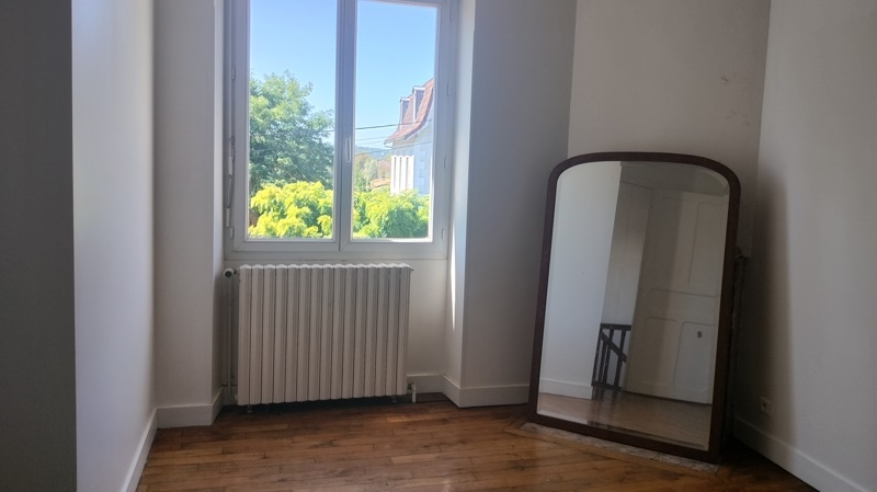 Vente Maison NONTRON - 6 pièces -107 m² - (24300)