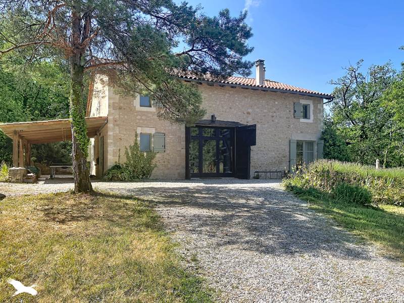 Vente Maison TEYJAT - 6 pièces -235 m² - (24300)