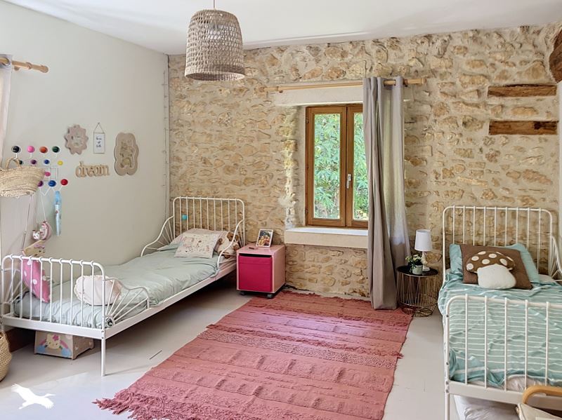 Vente Maison TEYJAT - 6 pièces -235 m² - (24300)