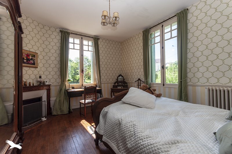 Vente Maison NONTRON - 10 pièces -189 m² - (24300)