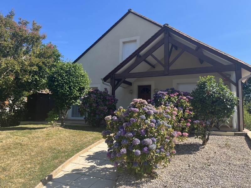 Vente Maison ST SAUD LACOUSSIERE - 8 pièces -217 m² - (24470)