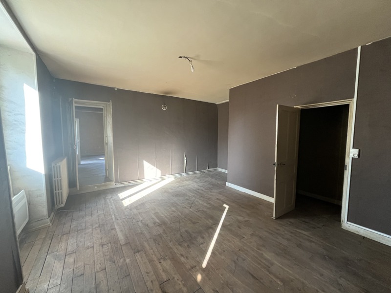 Vente Maison Saint-Martial-de-Valette - 6 pièces -157 m² - (24300)