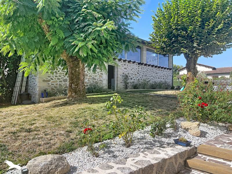 Vente Maison Piégut-Pluviers - 6 pièces -172 m² - (24360)