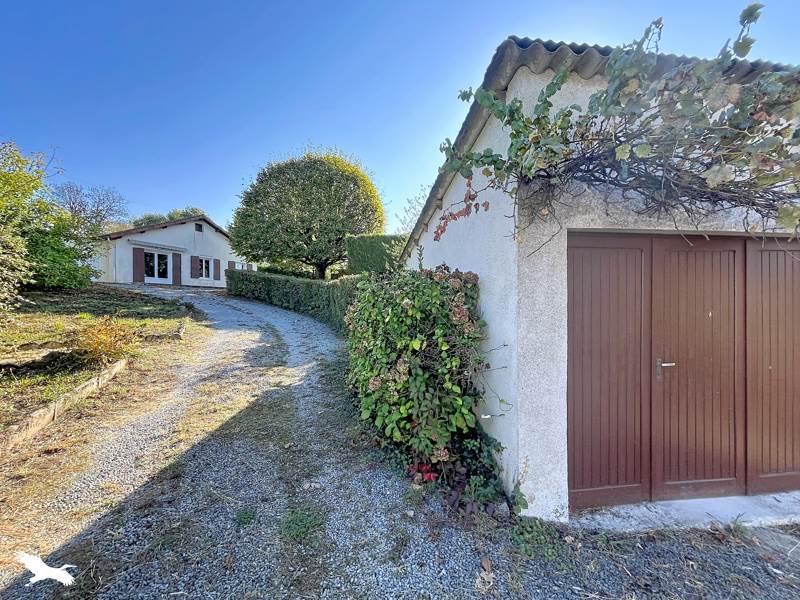 Vente Maison Nontron - 4 pièces -68 m² - (24300)