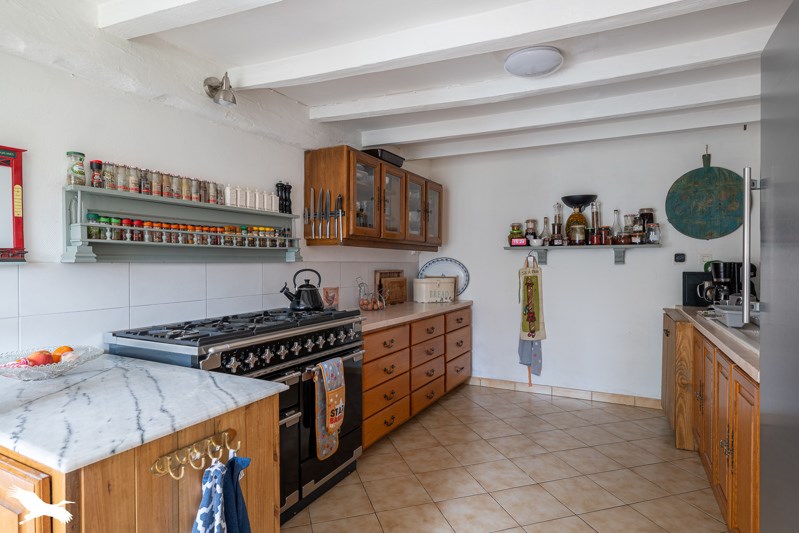 Vente Maison ST CESAIRE - 10 pièces -270 m² - (17770)