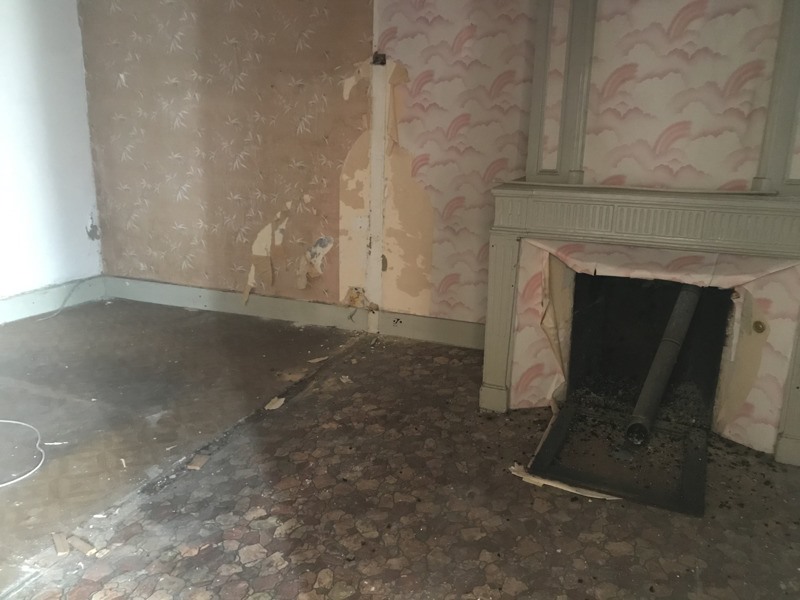 Vente Maison SAINTES - 6 pièces -160 m² - (17100)