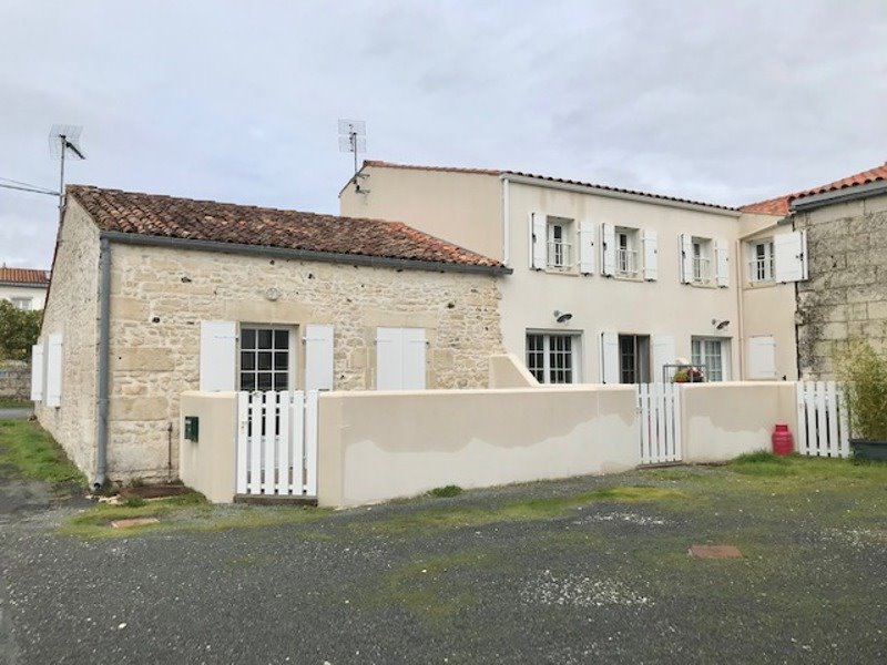Vente Immeuble CHANIERS - -  234 m² - (17610)