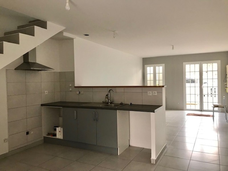 Vente Immeuble CHANIERS - -  234 m² - (17610)