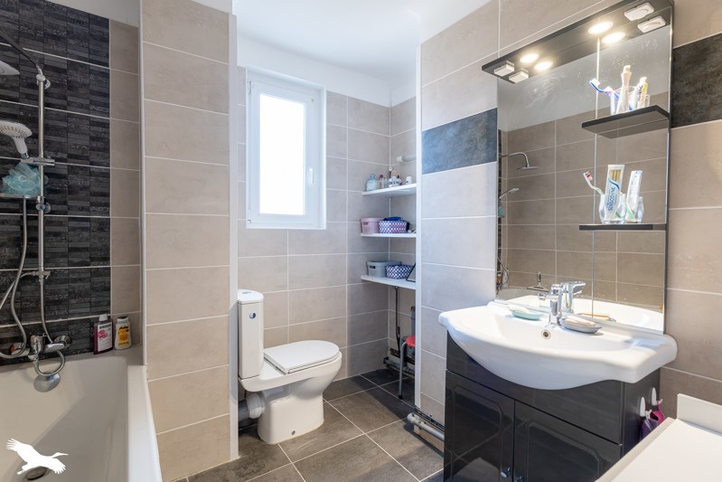 Vente Maison SAINTES - 5 pièces -84 m² - (17100)