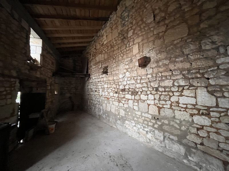 Vente Maison SAINTES - 2 pièces -38 m² - (17100)