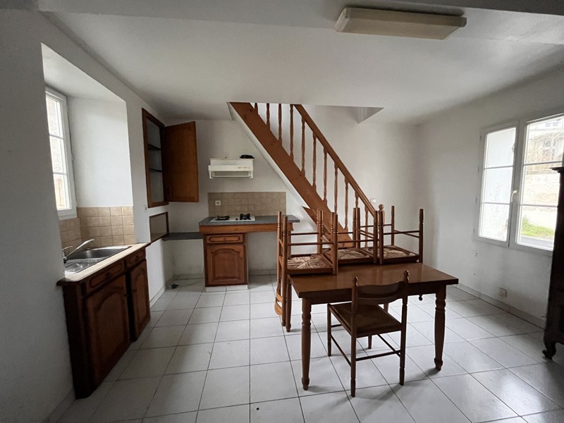 Vente Maison SAINTES - 2 pièces -38 m² - (17100)