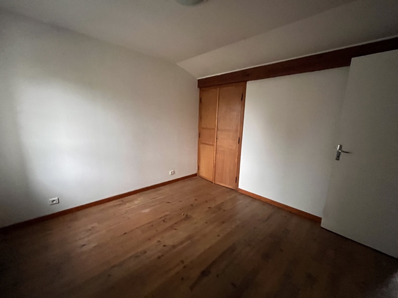 Vente Maison SAINTES - 2 pièces -38 m² - (17100)