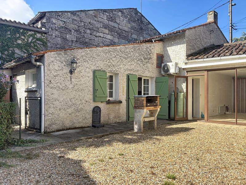 Vente Immeuble SAINTES - -  171 m² - (17100)