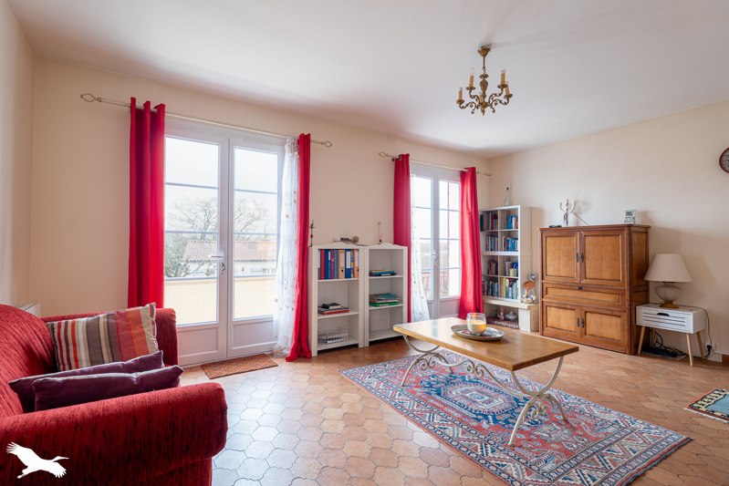 Vente Maison FONTCOUVERTE - 7 pièces -166 m² - (17100)