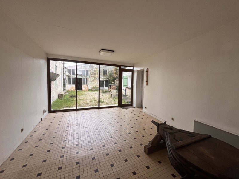 Vente Maison SAINTES - 4 pièces -107 m² - (17100)
