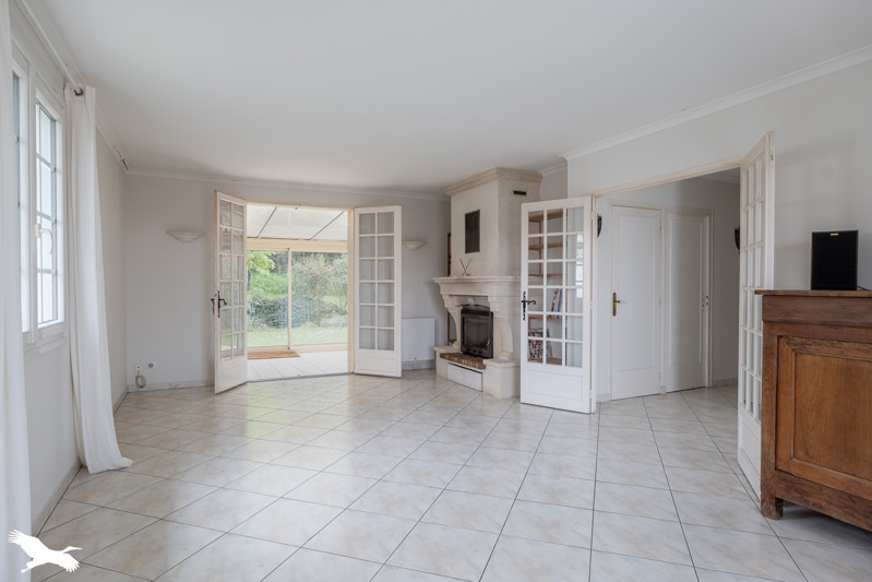 Vente Maison FONTCOUVERTE - 5 pièces -93 m² - (17100)