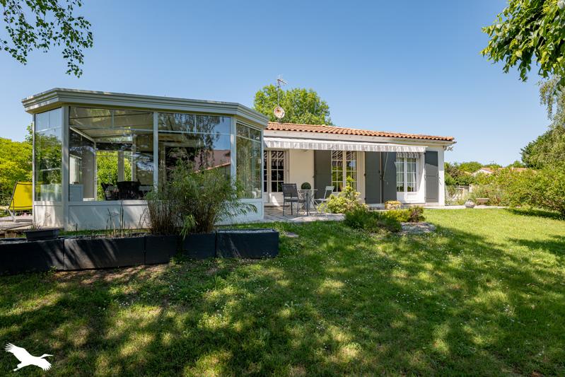 Vente Maison BUSSAC SUR CHARENTE - 6 pièces -102 m² - (17100)