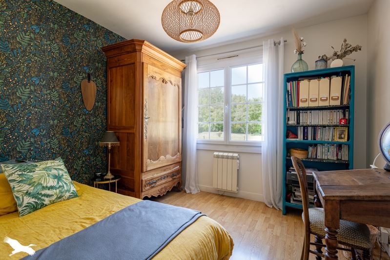 Vente Maison BUSSAC SUR CHARENTE - 6 pièces -102 m² - (17100)