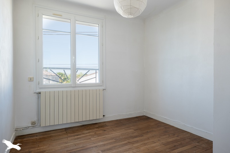 Vente Maison SAINTES - 7 pièces -118 m² - (17100)