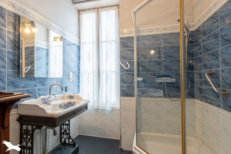 Vente Maison SAINTES - 7 pièces -118 m² - (17100)