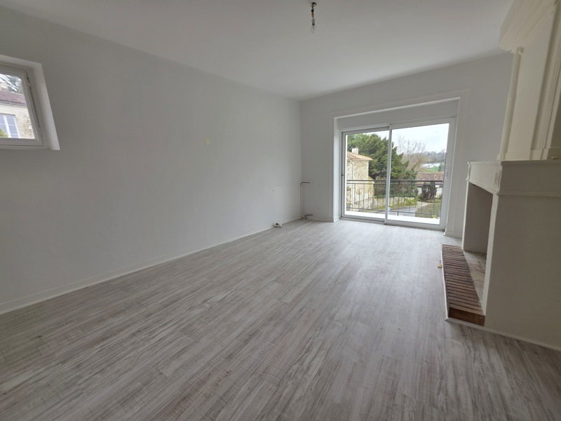 Vente Maison LA CHAPELLE DES POTS - 5 pièces -92 m² - (17100)
