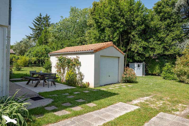 Vente Maison SAINTES - 6 pièces -140 m² - (17100)