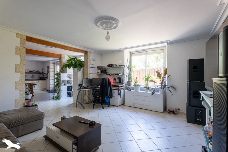 Vente Maison FONTCOUVERTE - 5 pièces -115 m² - (17100)