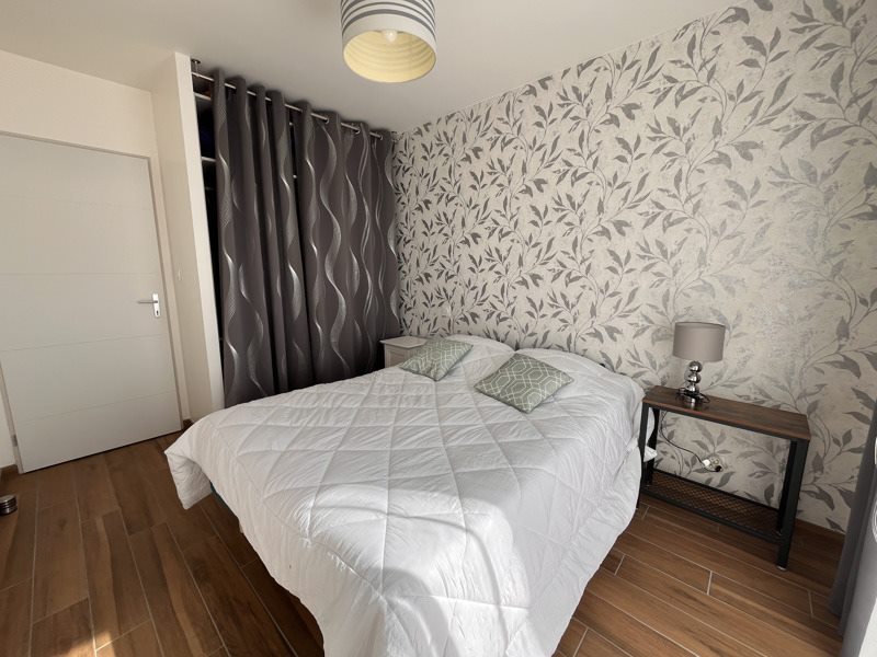 Vente Maison ECOYEUX - 6 pièces -106 m² - (17770)