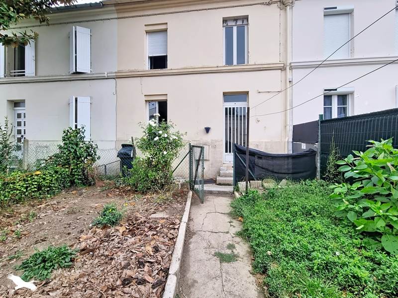 Vente Maison SAINTES - 3 pièces -47 m² - (17100)